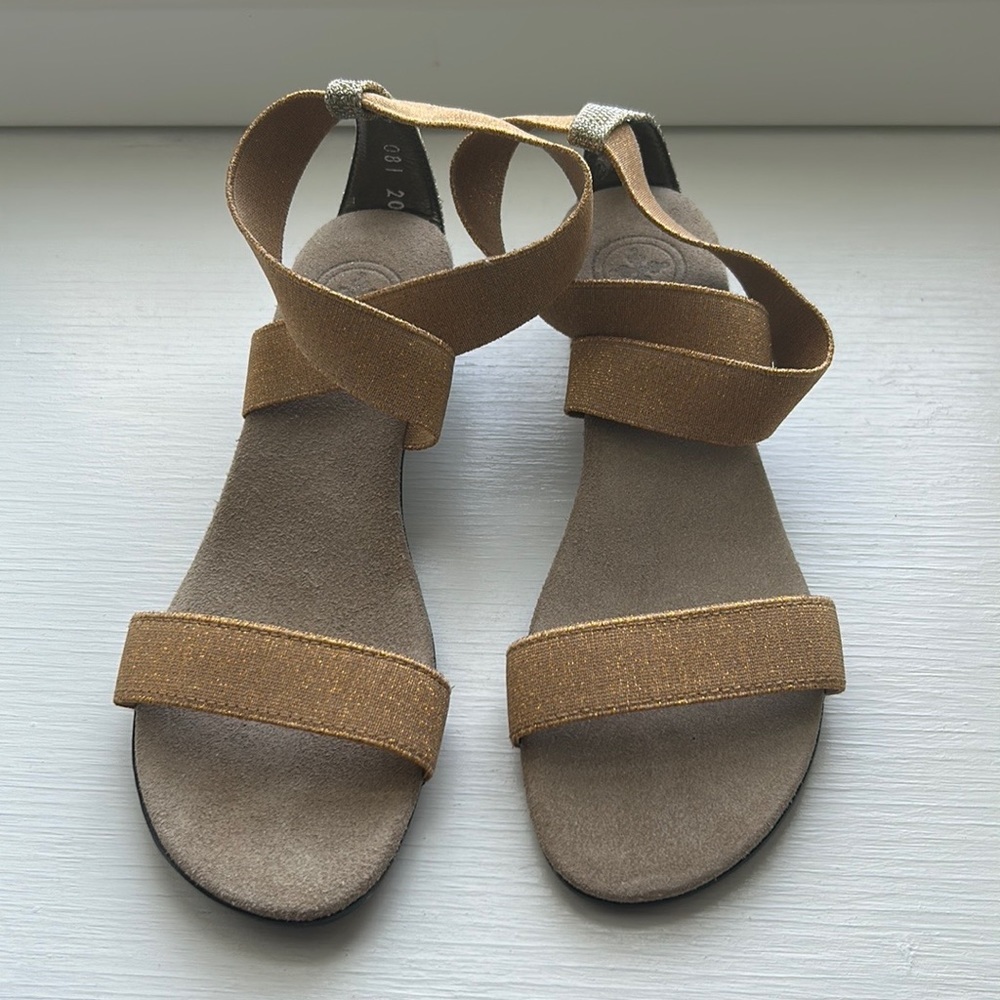 CHARLESTON shoe co shimmering sandals. 7